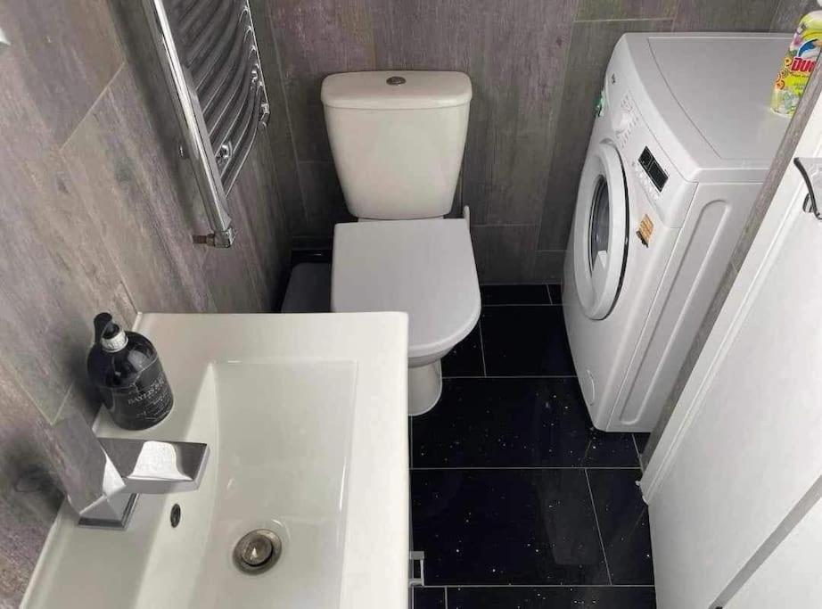 Dollis Hill One Bedroom Nw2 Apartament Londra